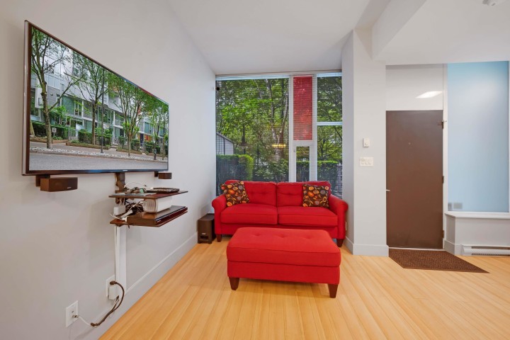 Photo 6 at 682 Citadel Parade, Downtown VW, Vancouver West