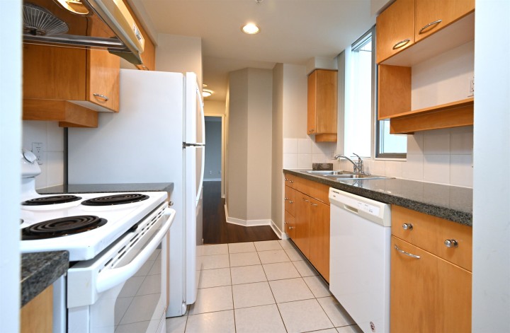 Photo 11 at 2002 - 1201 Marinaside Crescent, Yaletown, Vancouver West