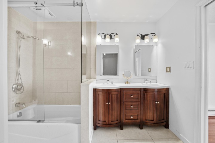 Photo 22 at 6 - 2206 Folkestone Way, Panorama Village, West Vancouver