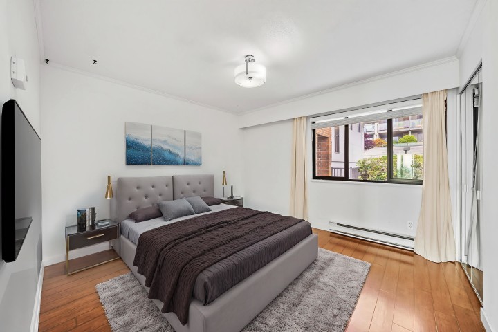 Photo 24 at 6 - 2206 Folkestone Way, Panorama Village, West Vancouver