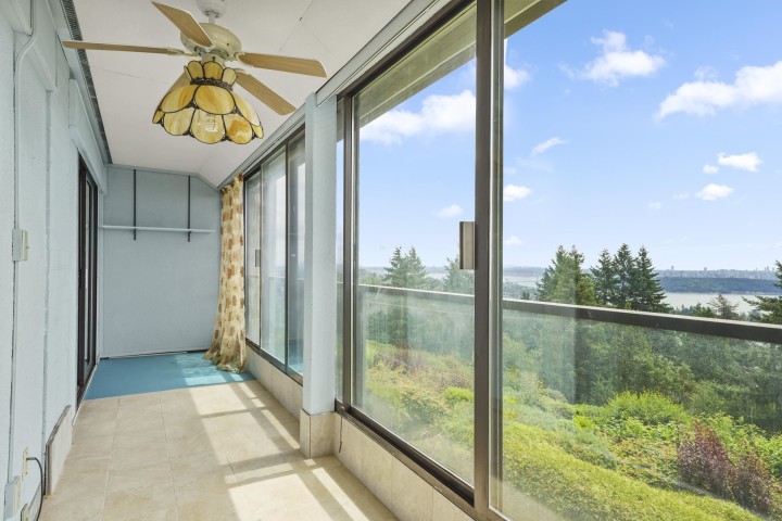 Photo 30 at 6 - 2206 Folkestone Way, Panorama Village, West Vancouver