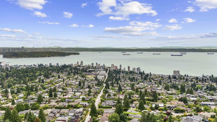 Photo 34 at 6 - 2206 Folkestone Way, Panorama Village, West Vancouver