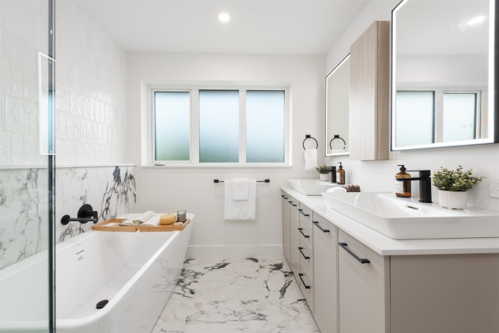 Photo 17 at 1495 W 52nd Avenue, South Granville, Vancouver West