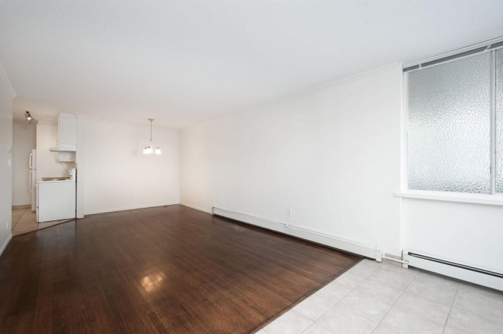 Photo 15 at 108 - 1425 Esquimalt Avenue, Ambleside, West Vancouver