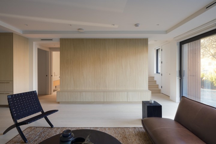 Photo 3 at 772 W 27th Avenue, Cambie, Vancouver West