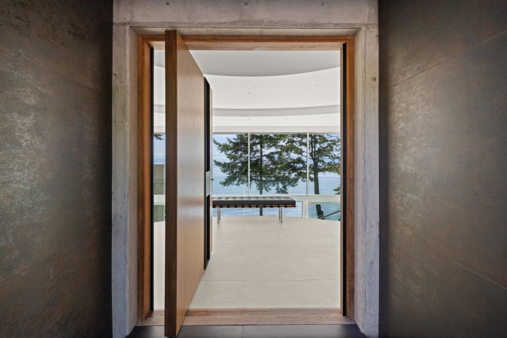 Photo 4 at 5225 Gulf Place, Caulfeild, West Vancouver