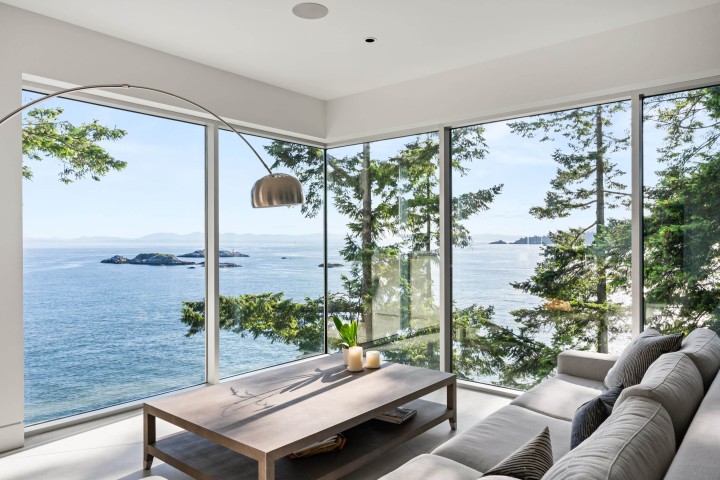 Photo 8 at 5225 Gulf Place, Caulfeild, West Vancouver