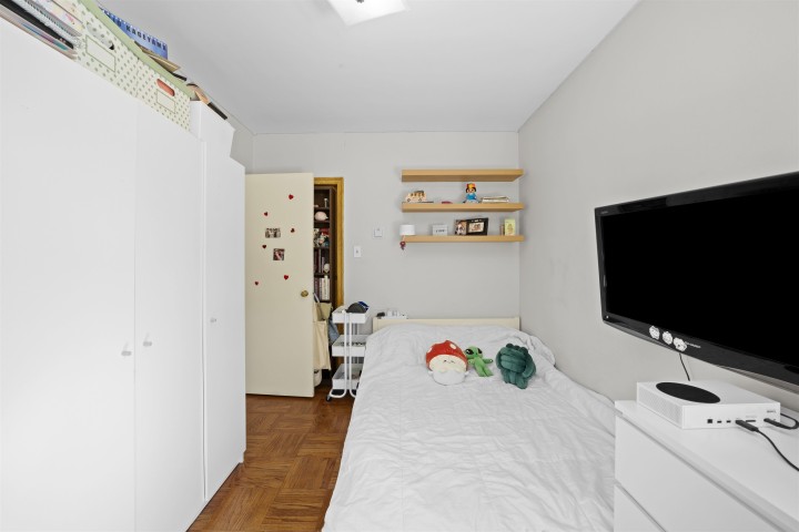 Photo 12 at 8594 Fremlin Street, Marpole, Vancouver West