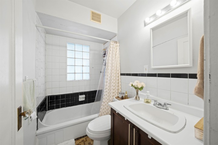 Photo 8 at 8594 Fremlin Street, Marpole, Vancouver West