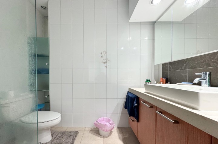 Photo 17 at 409 - 1333 W Georgia Street, Coal Harbour, Vancouver West