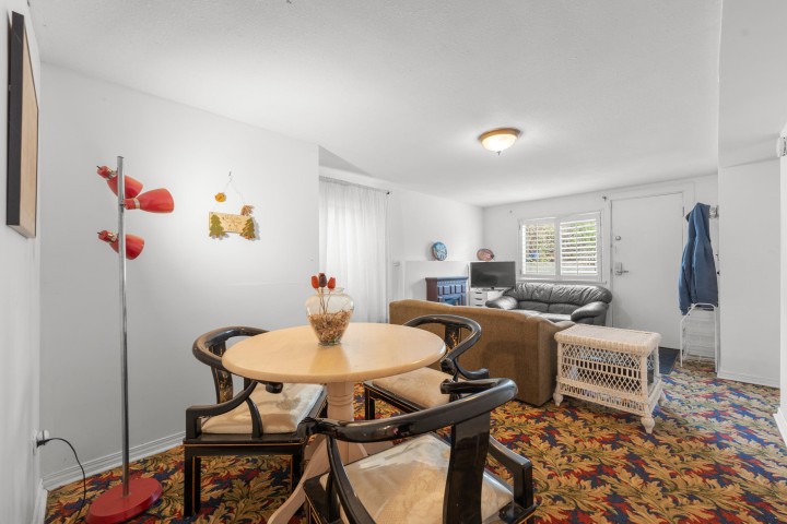 Photo 12 at 7429 Fraser Street, South Vancouver, Vancouver East