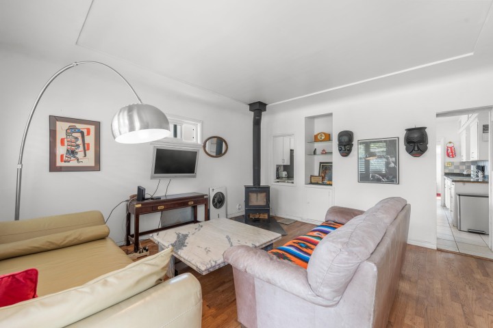 Photo 1 at 7429 Fraser Street, South Vancouver, Vancouver East