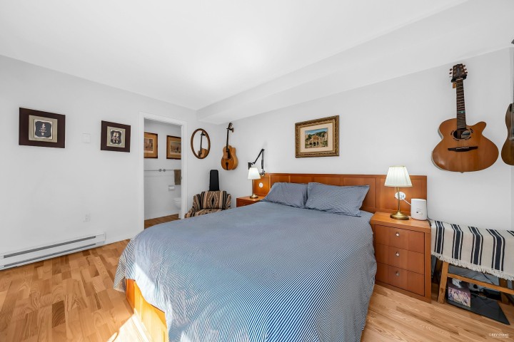 Photo 28 at 1106 Ironwork Passage, False Creek, Vancouver West