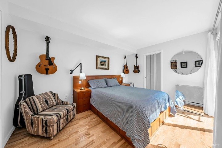 Photo 30 at 1106 Ironwork Passage, False Creek, Vancouver West