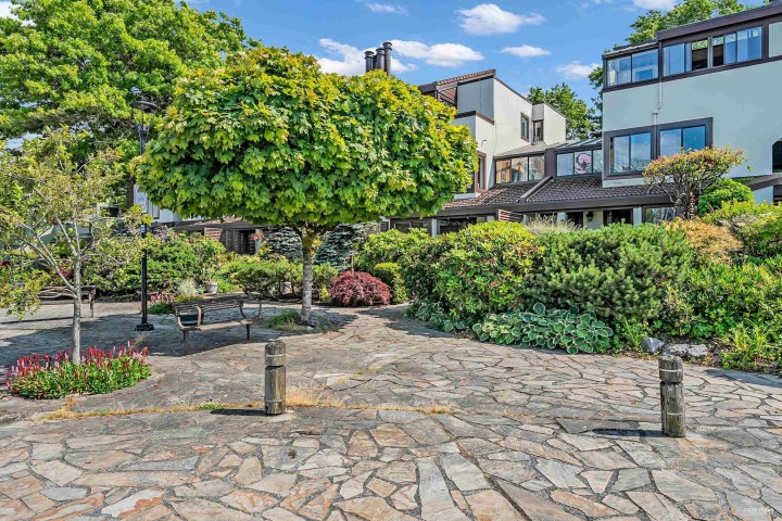 Photo 34 at 1106 Ironwork Passage, False Creek, Vancouver West