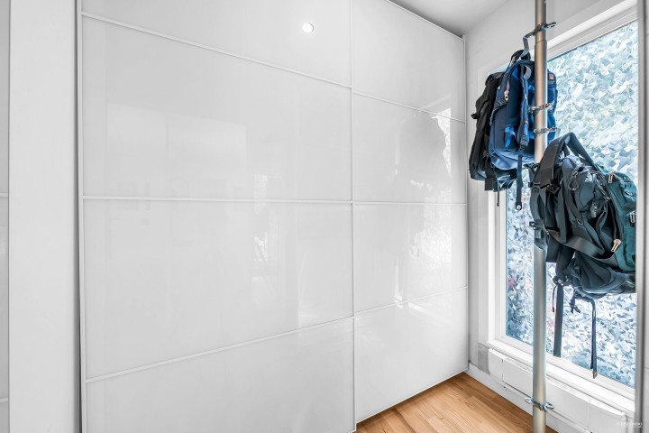 Photo 31 at 1106 Ironwork Passage, False Creek, Vancouver West