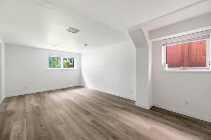 Photo 13 at 4343 W 15th Avenue, Point Grey, Vancouver West