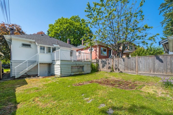 Photo 3 at 4343 W 15th Avenue, Point Grey, Vancouver West