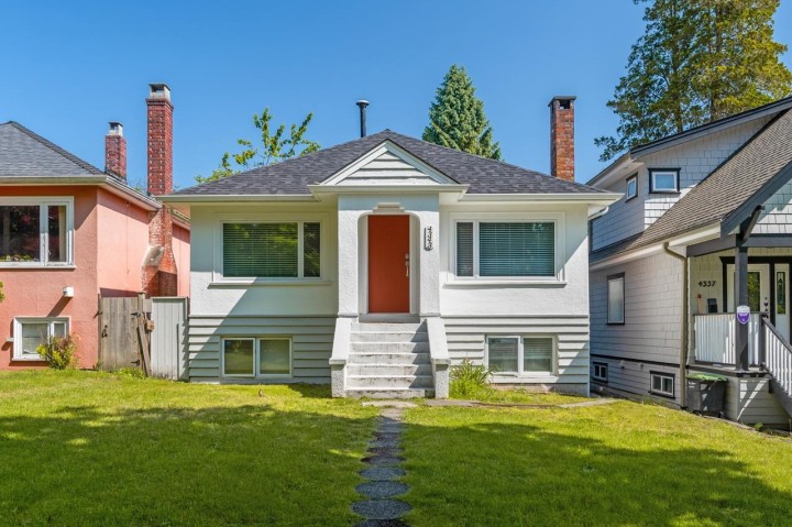 Photo 1 at 4343 W 15th Avenue, Point Grey, Vancouver West