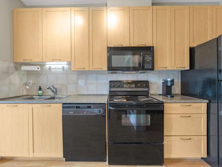 Photo 9 at PH3 - 1503 W 65th Avenue, S.W. Marine, Vancouver West