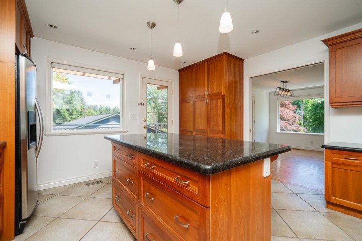 Photo 14 at 1358 E 14th Street, Westlynn, North Vancouver