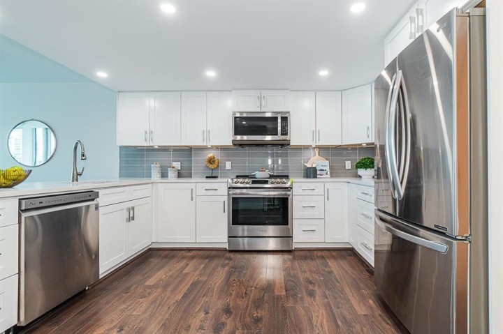 Photo 9 at 2405 - 888 Hamilton Street, Downtown VW, Vancouver West