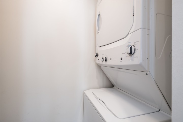 Photo 23 at 907 - 1288 Marinaside Crescent, Yaletown, Vancouver West