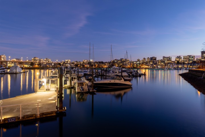 Photo 30 at 907 - 1288 Marinaside Crescent, Yaletown, Vancouver West