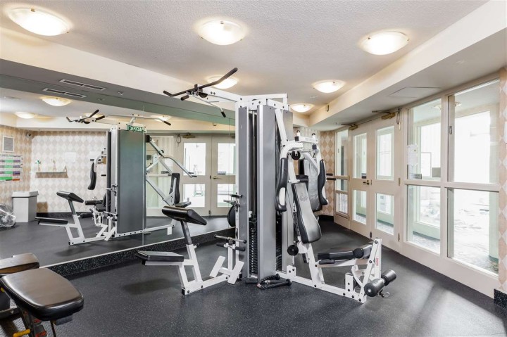 Photo 25 at 907 - 1288 Marinaside Crescent, Yaletown, Vancouver West