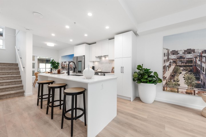 Photo 1 at 135 - 535 E 2nd Street, Lower Lonsdale, North Vancouver