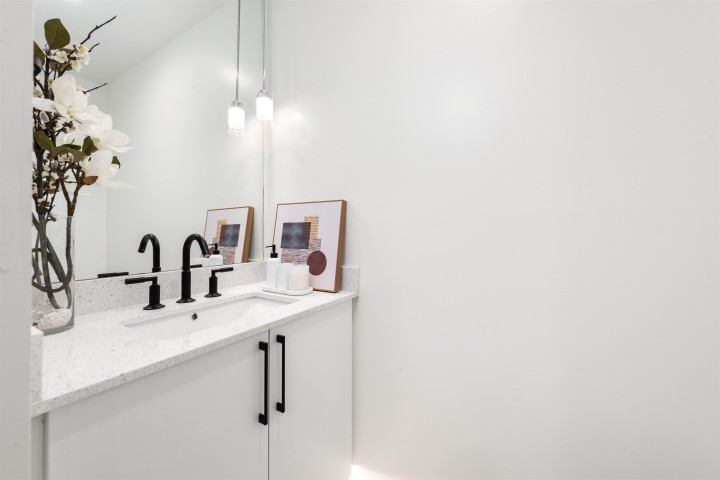 Photo 11 at 135 - 535 E 2nd Street, Lower Lonsdale, North Vancouver