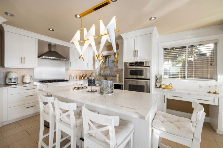 Photo 20 at 2198 Rosebery Avenue, Queens, West Vancouver