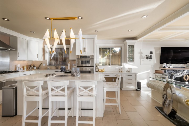 Photo 19 at 2198 Rosebery Avenue, Queens, West Vancouver