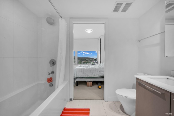 Photo 17 at 2205 - 8031 Nunavut Lane, Marpole, Vancouver West