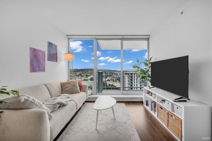 Photo 5 at 2205 - 8031 Nunavut Lane, Marpole, Vancouver West