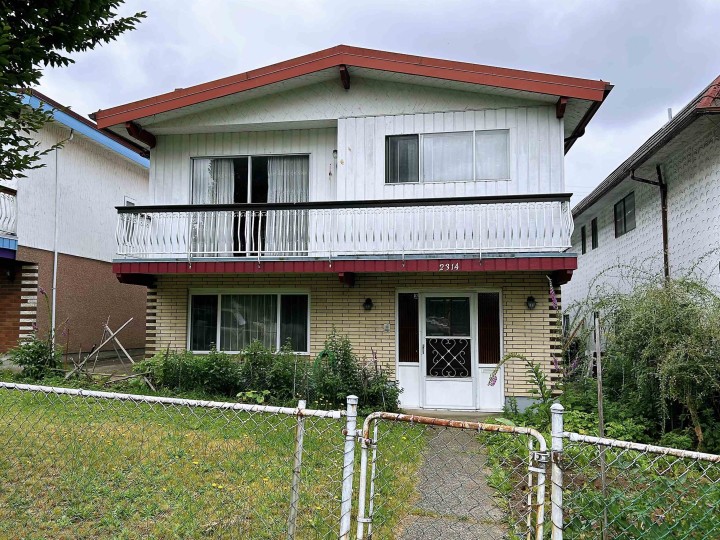 Photo 1 at 2314 E 1st Avenue, Grandview Woodland, Vancouver East