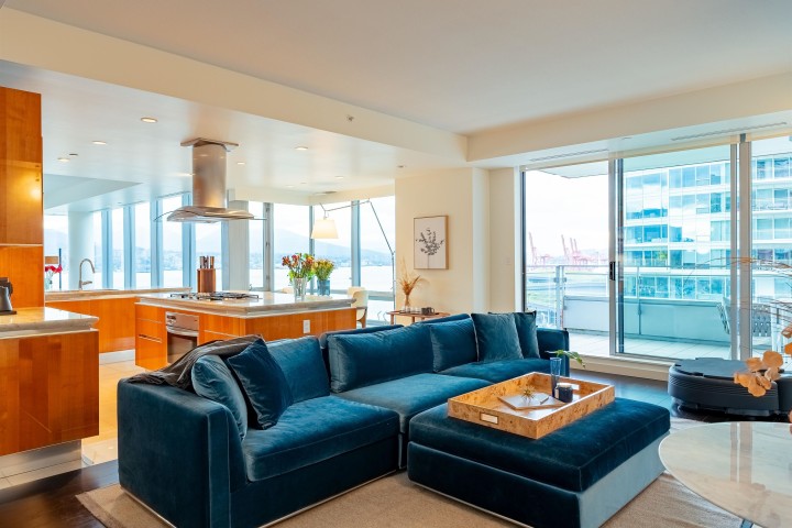 Photo 16 at 1402 - 1169 W Cordova Street, Coal Harbour, Vancouver West