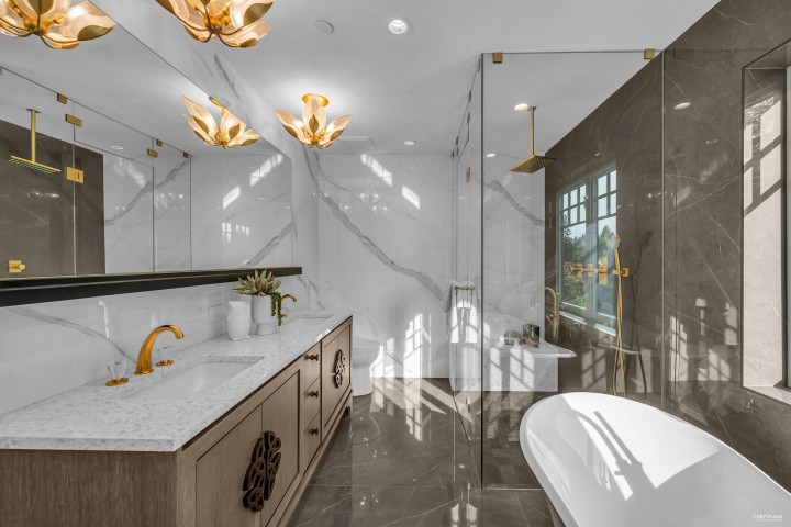 Photo 19 at 3070 W 44th Avenue, Kerrisdale, Vancouver West