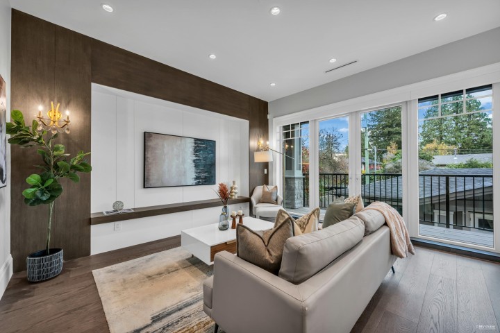 Photo 8 at 3070 W 44th Avenue, Kerrisdale, Vancouver West