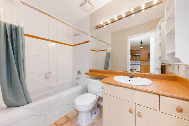 Photo 6 at 412 - 3333 W 4th Avenue, Kitsilano, Vancouver West