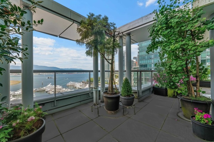 Photo 8 at 1102 - 590 Nicola Street, Coal Harbour, Vancouver West