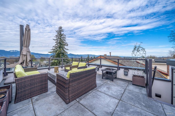 Photo 3 at 3781 W 24th Avenue, Dunbar, Vancouver West