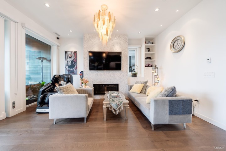 Photo 9 at 3781 W 24th Avenue, Dunbar, Vancouver West