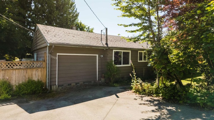 Photo 9 at 2302 Viewlynn Drive, Westlynn, North Vancouver