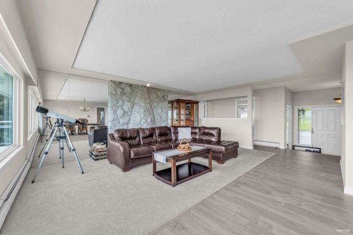 Photo 7 at 1368 Tyrol Road, Chartwell, West Vancouver