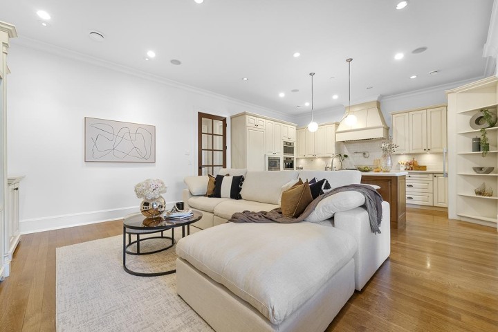 Photo 11 at 4085 W 36th Avenue, Dunbar, Vancouver West