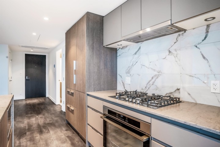 Photo 4 at 2201 - 1500 Fern Street, Lynnmour, North Vancouver