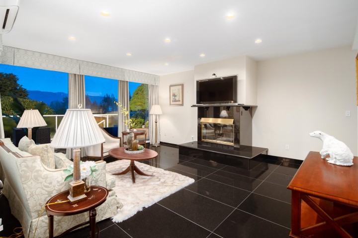 Photo 12 at 5550 Kingston Road, University VW, Vancouver West