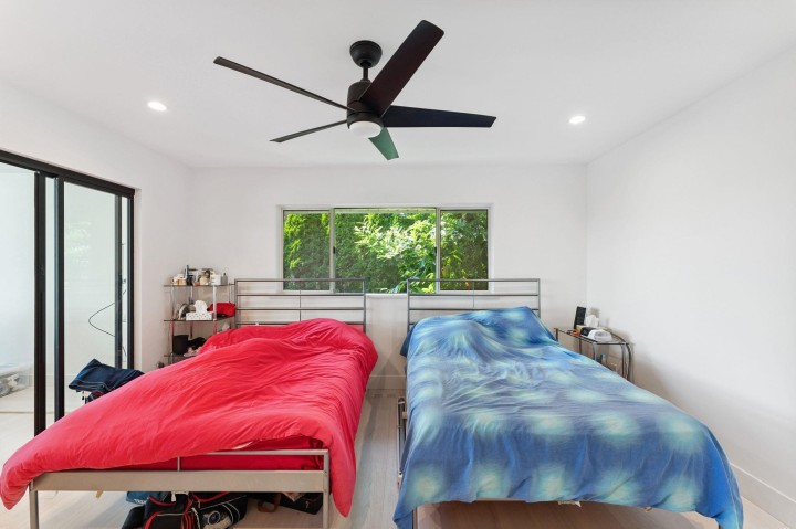 Photo 20 at 1725 Rosebery Avenue, Queens, West Vancouver