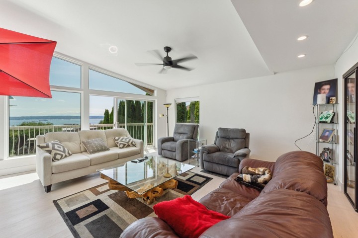 Photo 15 at 1725 Rosebery Avenue, Queens, West Vancouver